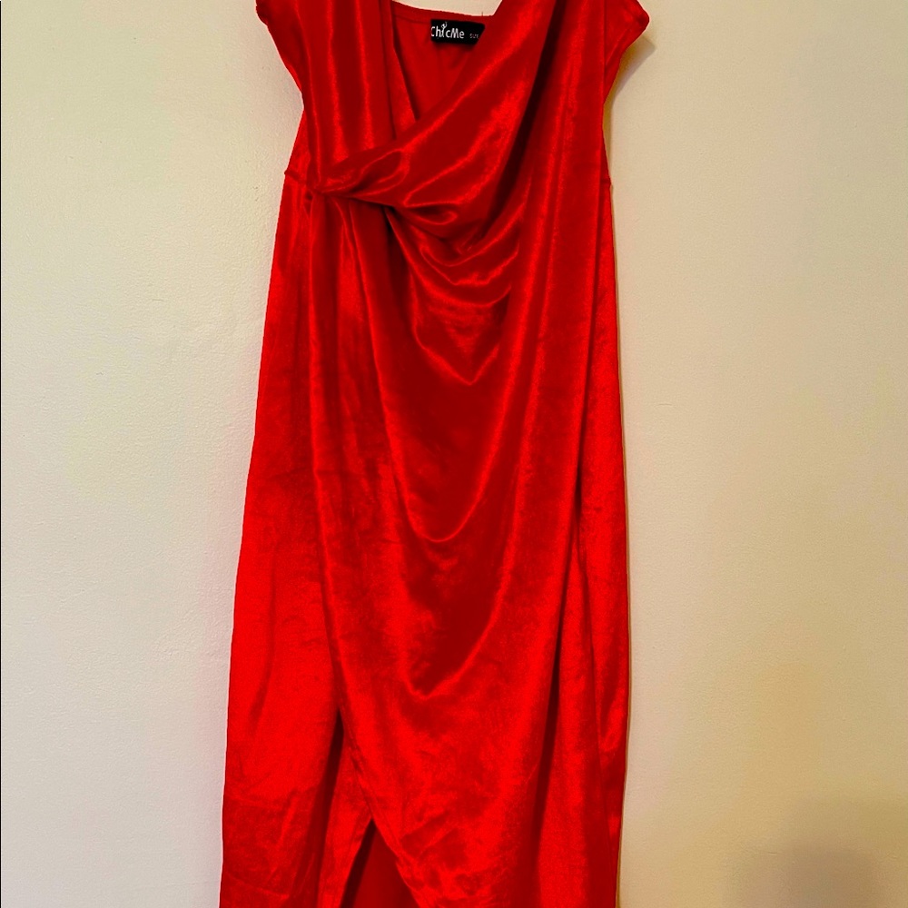 Women’s Ruched High Slit Dress Size L